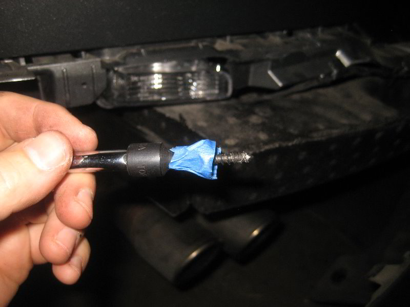 VW-Tiguan-Reverse-Light-Bulbs-Replacement-Guide-040