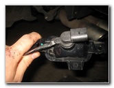 VW-Tiguan-Reverse-Light-Bulbs-Replacement-Guide-027