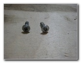 VW-Tiguan-Tail-Light-Bulbs-Replacement-Guide-023
