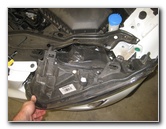 Volvo-XC60-Headlight-Bulbs-Replacement-Guide-007