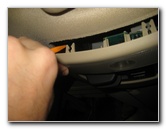 Volvo-XC60-Map-Light-Bulbs-Replacement-Guide-004