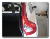 Volvo-XC60-Rear-Turn-Signal-Tail-Light-Bulbs-Replacement-Guide-001