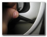 Volvo-XC60-Rear-Turn-Signal-Tail-Light-Bulbs-Replacement-Guide-010