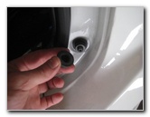 Volvo-XC60-Rear-Turn-Signal-Tail-Light-Bulbs-Replacement-Guide-018