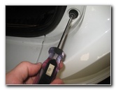 Volvo-XC60-Rear-Turn-Signal-Tail-Light-Bulbs-Replacement-Guide-019