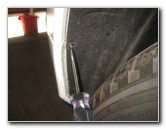 Volvo-XC60-Rear-Turn-Signal-Tail-Light-Bulbs-Replacement-Guide-024