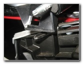 Volvo-XC60-Rear-Turn-Signal-Tail-Light-Bulbs-Replacement-Guide-042