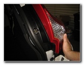 Volvo-XC60-Rear-Turn-Signal-Tail-Light-Bulbs-Replacement-Guide-060