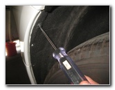 Volvo-XC60-Rear-Turn-Signal-Tail-Light-Bulbs-Replacement-Guide-065