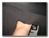 Volvo-XC60-Rear-Turn-Signal-Tail-Light-Bulbs-Replacement-Guide-072