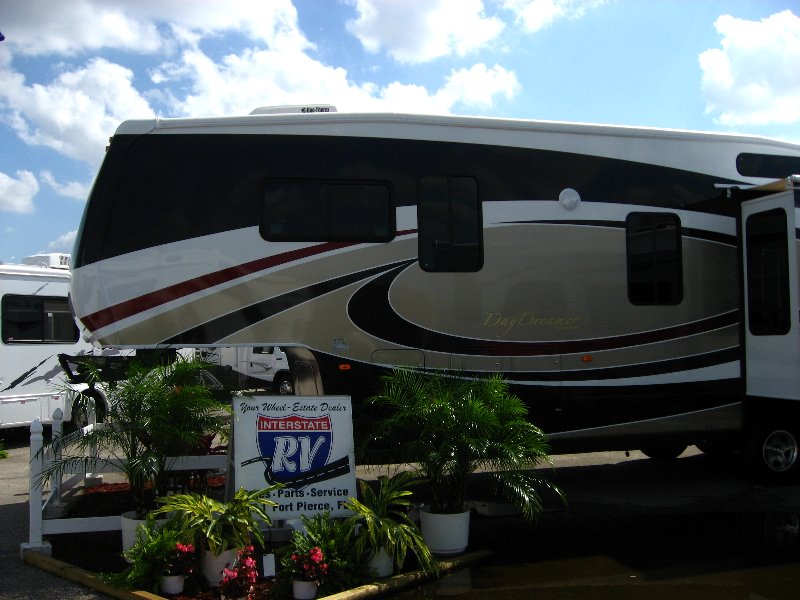 West-Palm-Beach-RV-Show-005