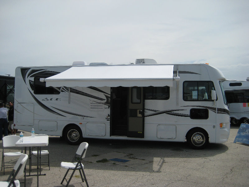 West-Palm-Beach-Summer-RV-Show-South-Florida-Fairgrounds-028