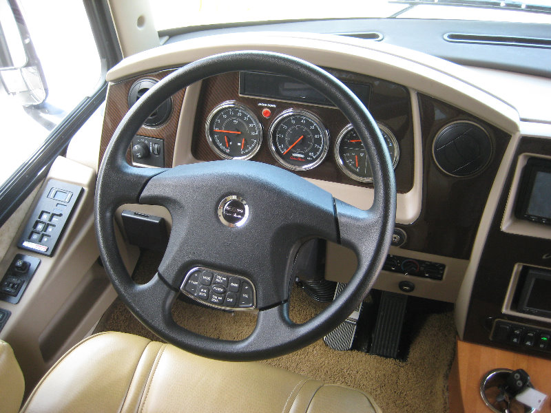 West-Palm-Beach-Summer-RV-Show-South-Florida-Fairgrounds-043