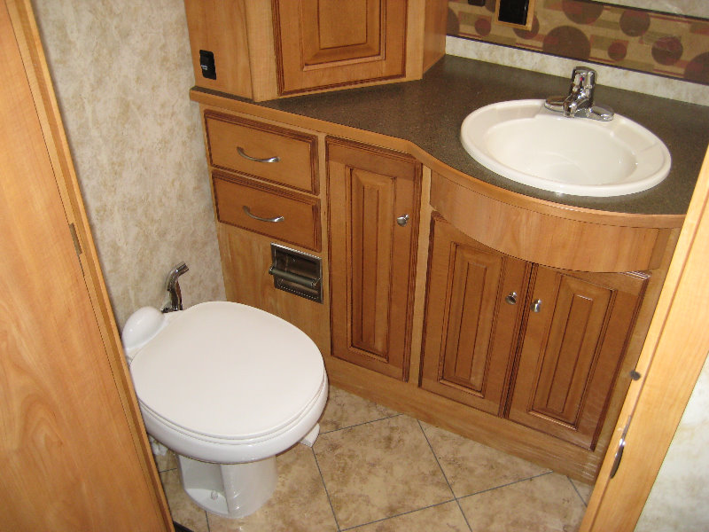 West-Palm-Beach-Summer-RV-Show-South-Florida-Fairgrounds-045