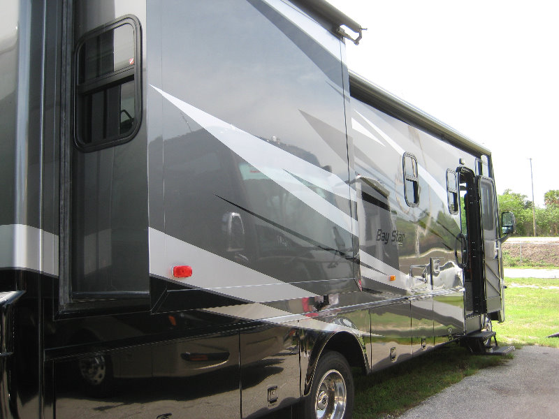 West-Palm-Beach-Summer-RV-Show-South-Florida-Fairgrounds-047