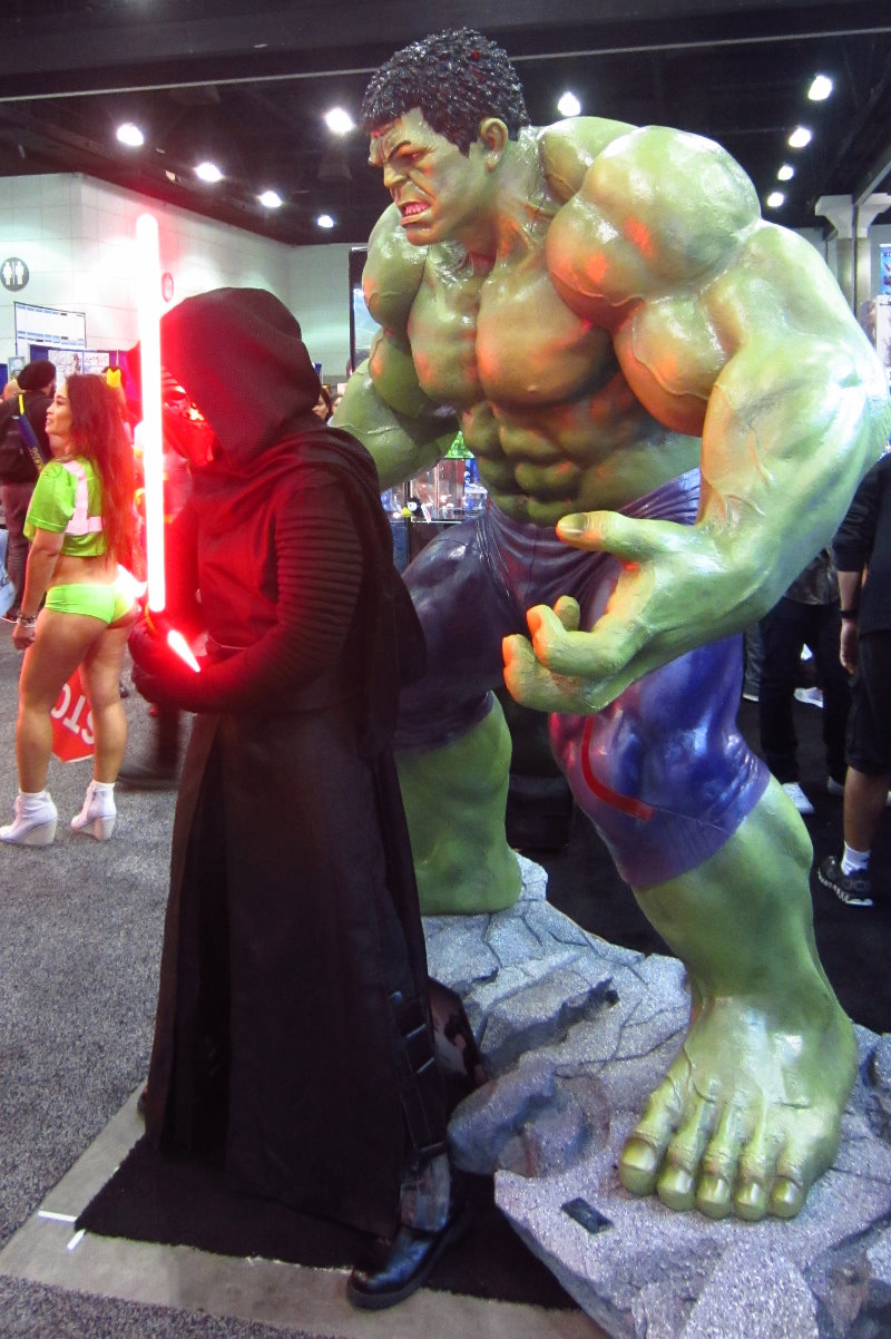 2016-WonderCon-Convention-Los-Angeles-California-005