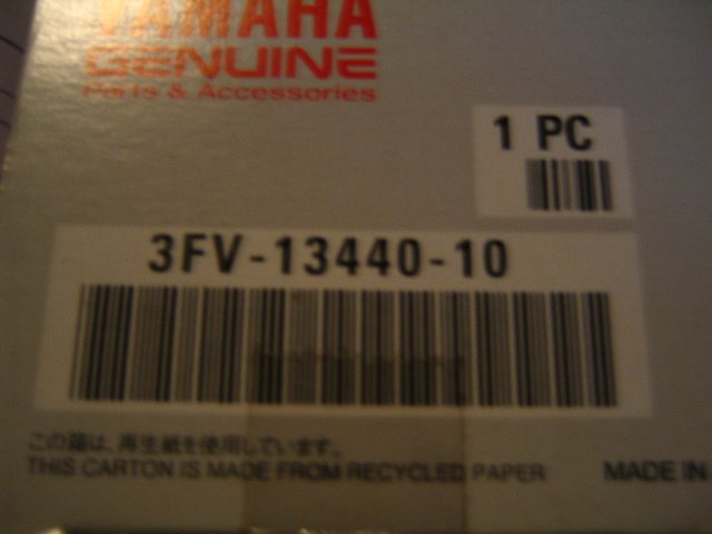 Yamaha-R6-Sportbike-Oil-Change-002